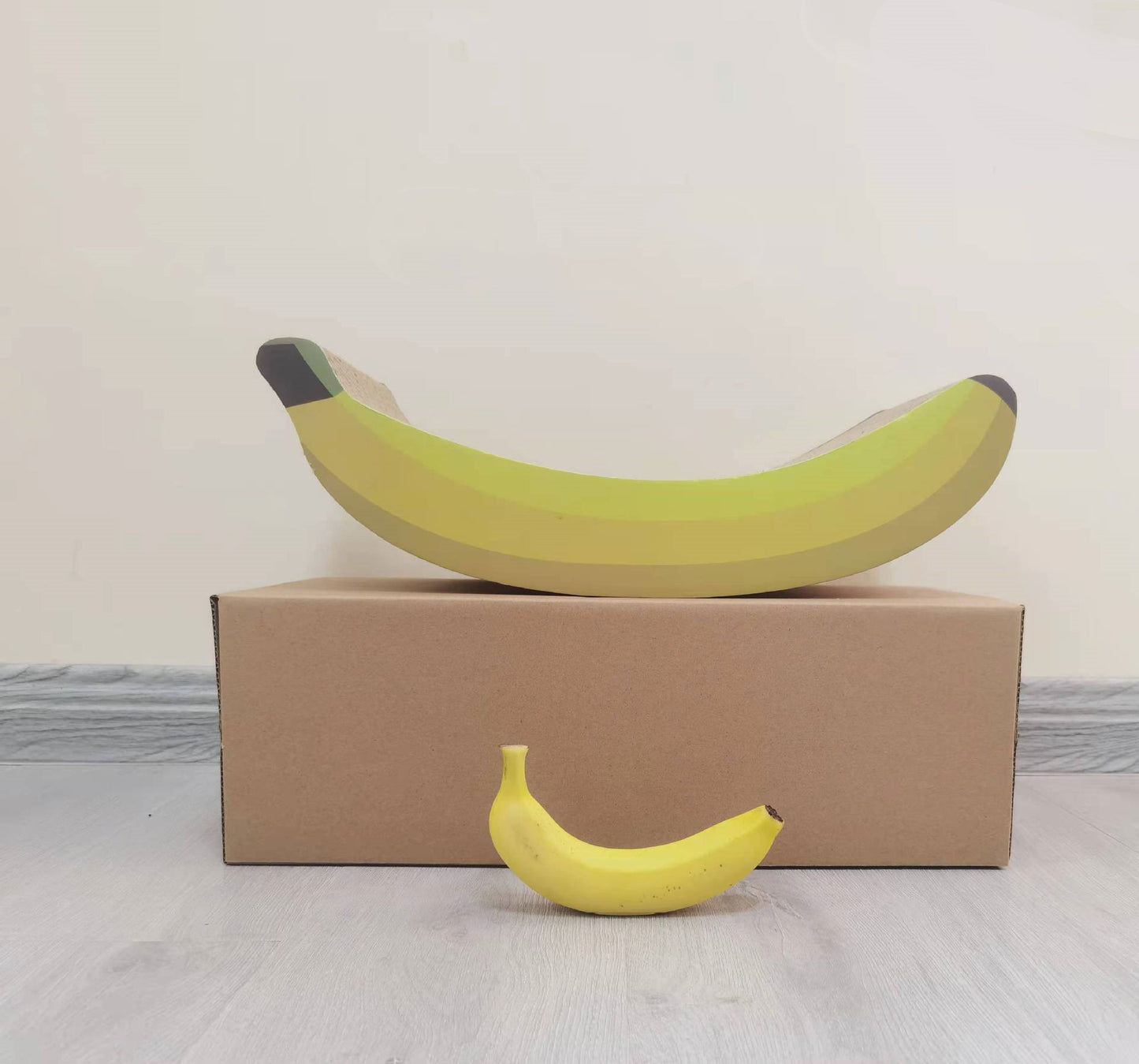 Adorable Banana-Shaped Cat Scratching Board: Durable Corrugated Paper Claw Care - Fun & Functional