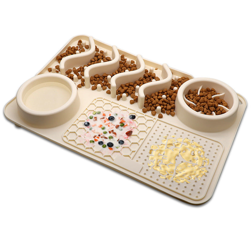 Multifunctional Silicone Pet Licking Mat: Enhance Your Pet’s Health with Slow-Feeding Technology