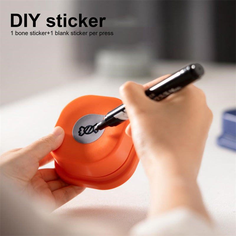 Recordable, Easy-to-Use Talking Toy for Dogs and Cats, Interactive Pet Communication Buttons in 4 Colors