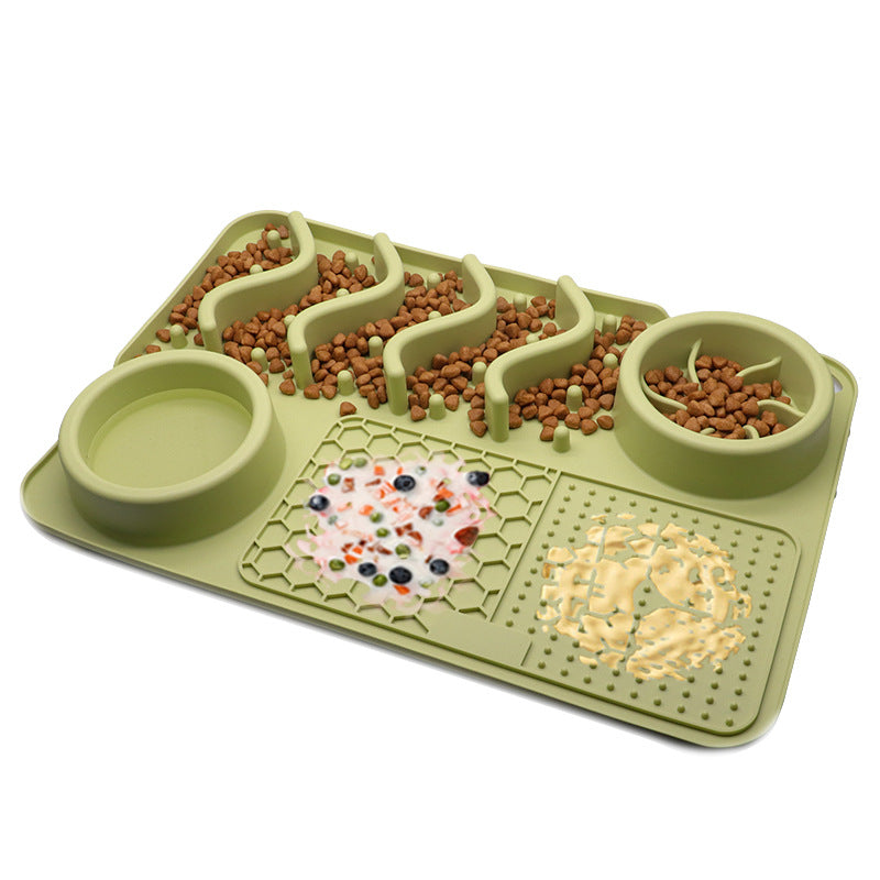 Multifunctional Silicone Pet Licking Mat: Enhance Your Pet’s Health with Slow-Feeding Technology
